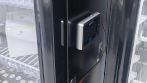 儲血冰箱的溫度要求嚴格嗎？如何保證冰箱內的血樣處于正常溫度環境內呢？25.4.23