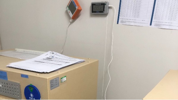 為什么冰箱一定要裝一個(gè)這樣小小的溫濕度監(jiān)控設(shè)備?能夠監(jiān)測(cè)樣本溫濕度嗎?26.3.19